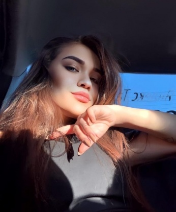 Яна, 22 года, 1 размер груди